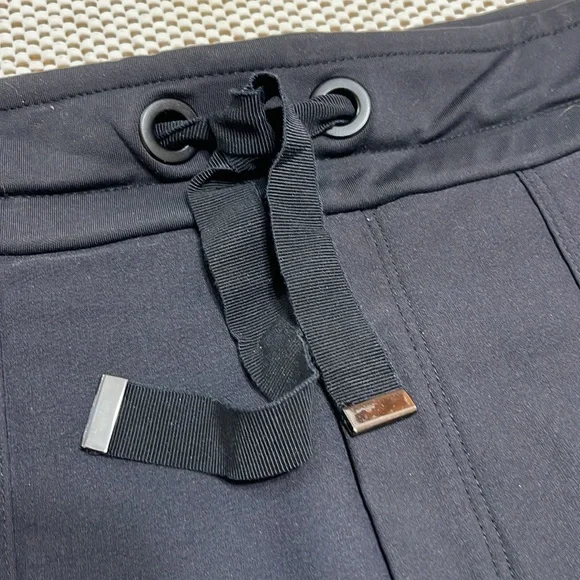 Athleta Black Pants - Sz 12P - Picture 4 of 10
